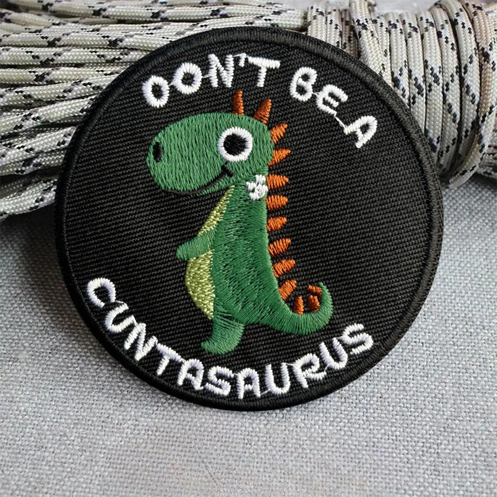 Parche táctico velcro Cuntasaurus morale para ropa y mochila - imagen 2