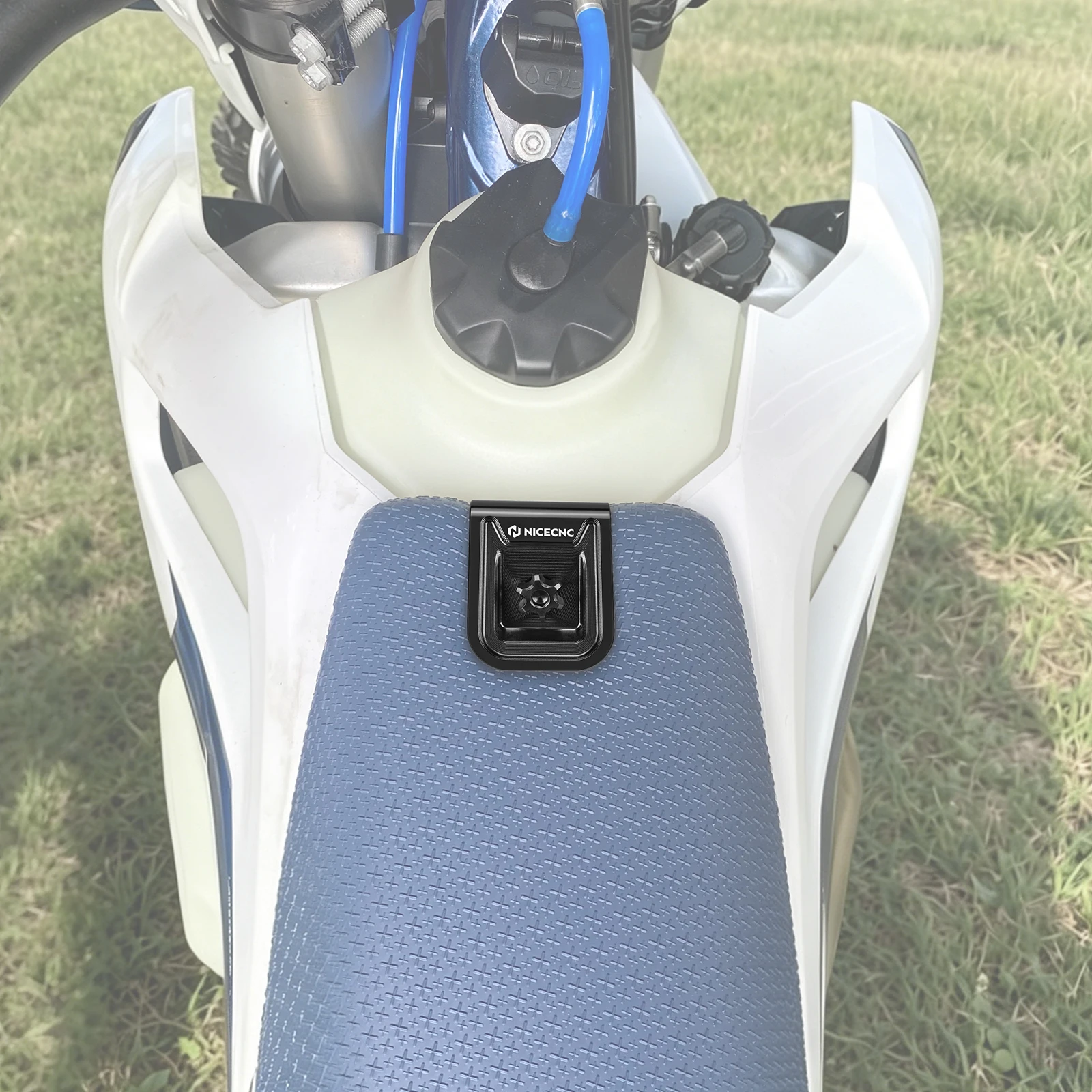 2024 2025 2026 Für Husqvarna TE 300 Sitz-Frontmontage-Sitzbolzen Kraftstofftank-Entlüftungsventil-Kit FE 501 FE 450 350 TX 300 FE 250 TE 150 – Detail 3