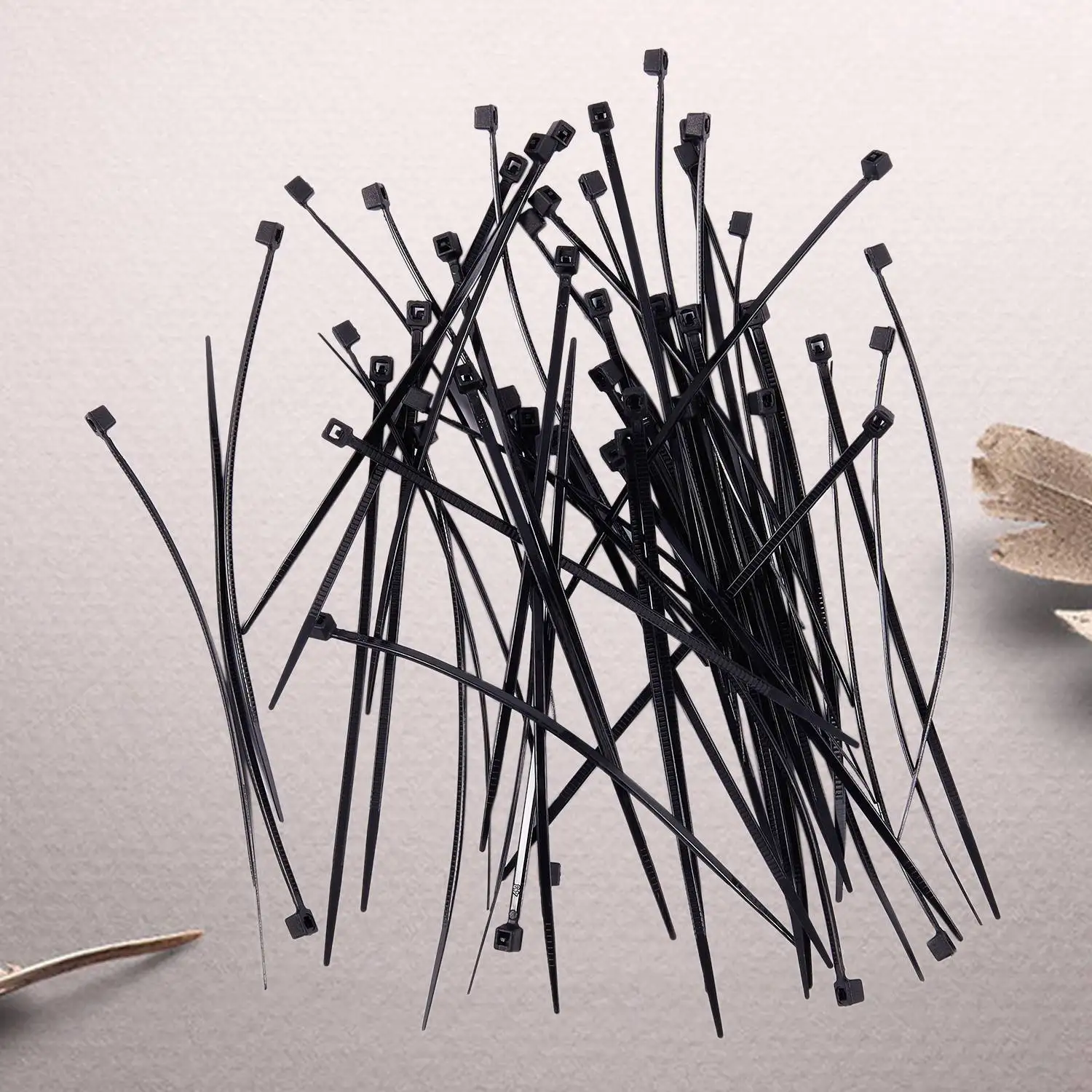 Abraçadeiras A17G QUALIDADE INDUSTRIAL Abraçadeiras: 100x2,5mm Cor: preto Quantidade: 50 peças