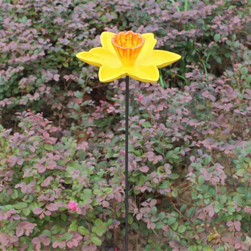 Vintage Hand Painted Yellow Daffodi Flower Design Cast Iron Bird Feeder Plate with Plug Garden Decor Heavy Sturdy Metal Birdbath