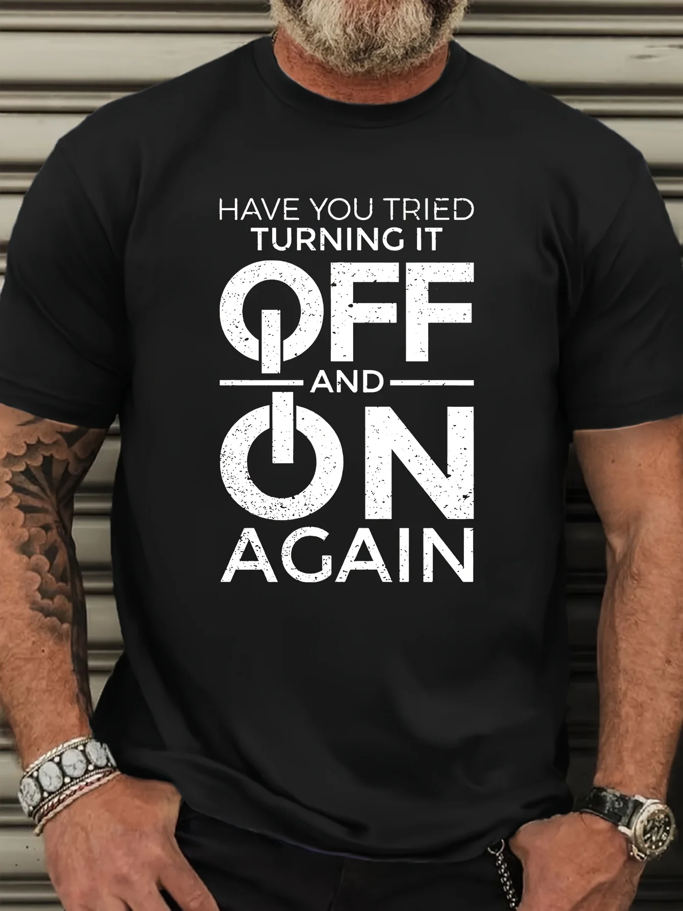 

"Has the plus-size man tried the switch" " Casual round-neck short-sleeved patterned T-shirt