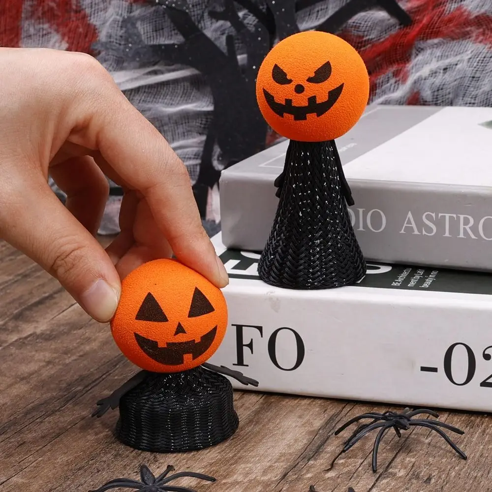 Tête de citrouille Halloween poupée sautante Halloween EVA Halloween elfe rebondissant poupée en plastique rebondissant printemps