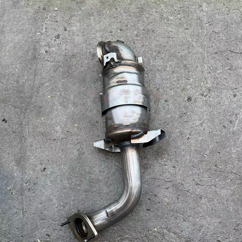 

Suitable for Cadillac XT4 2.0T catalytic converter exhaust purifier