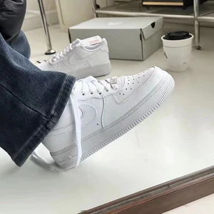 Nike Original White Air Force 1 07 Low in Fashion Shoes Herren atmungsaktives Brett Casual Schuhe 12 Hauptverkäufe Nike Herrenschuhe - №12