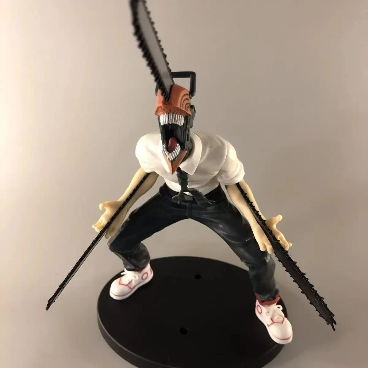 Figura de ação de anime Chainsaw Man - Denji PVC brinquedo decorativo colecionável presente Kawaii para crianças e fãs