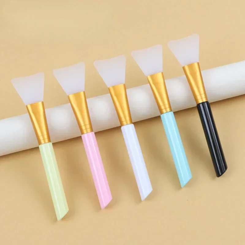 فرشاة قناع المكياج بمقبض خشبي، قناع طين للوجه، فرشاة خلط مستحضرات التجميل الاحترافية، أدوات مكياج للعناية بالبشرة