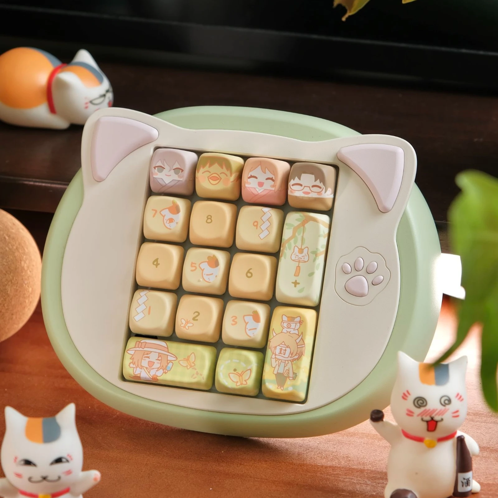 مجموعة لوحة مفاتيح صغيرة لطيفة على شكل رأس قطة ثلاثية الأوضاع من الألومنيوم مجموعة لوحة مفاتيح رقمية مخصصة لملحقات لوحة مفاتيح الألعاب المكتبية عبر Json