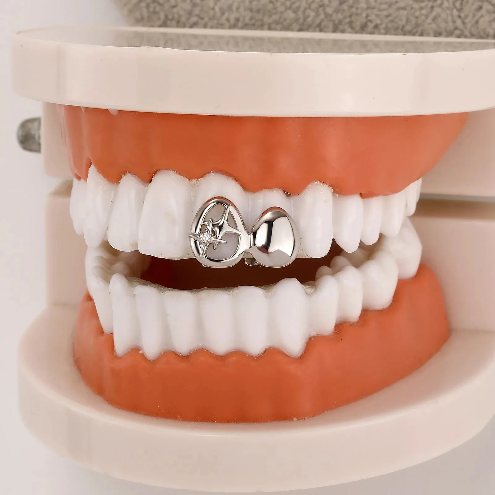 Hip Hop Double Glossy Hollow Star Teeth Grillz Vintage Smooth CZ Stone Tooth Caps For Women Men Jewelry Christmas Gift