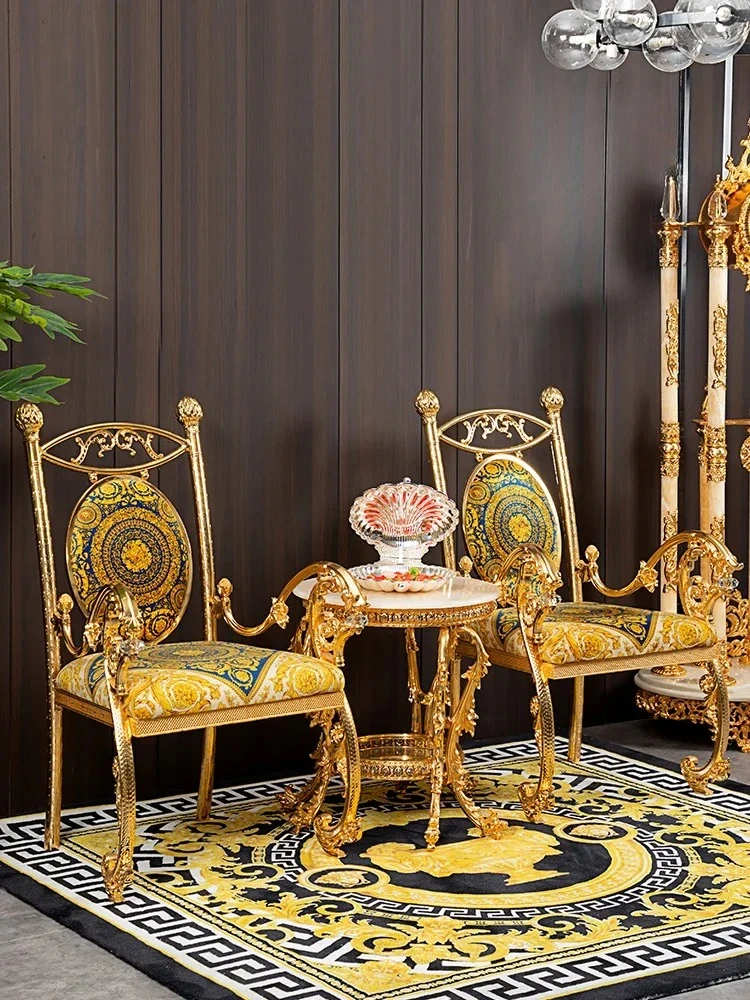 

Европейские классические медные столы и стулья для отдыха, роскошные фланелевые специальные стулья для отдыха, мрамор в сборе