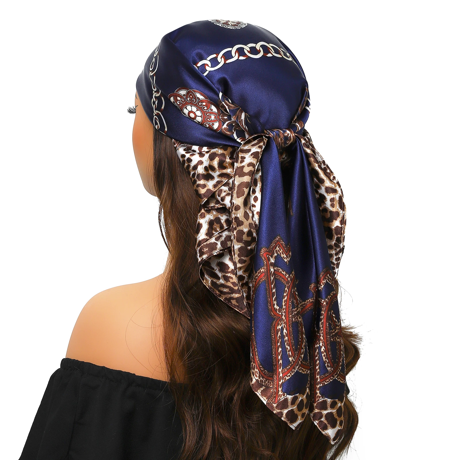 

Artificial Silk Geometric Chain Printed Alphabet Luxury Hijab Fashion Black Gold Slim Shawl Scarf Soft Elegant Hijab 90*90cm