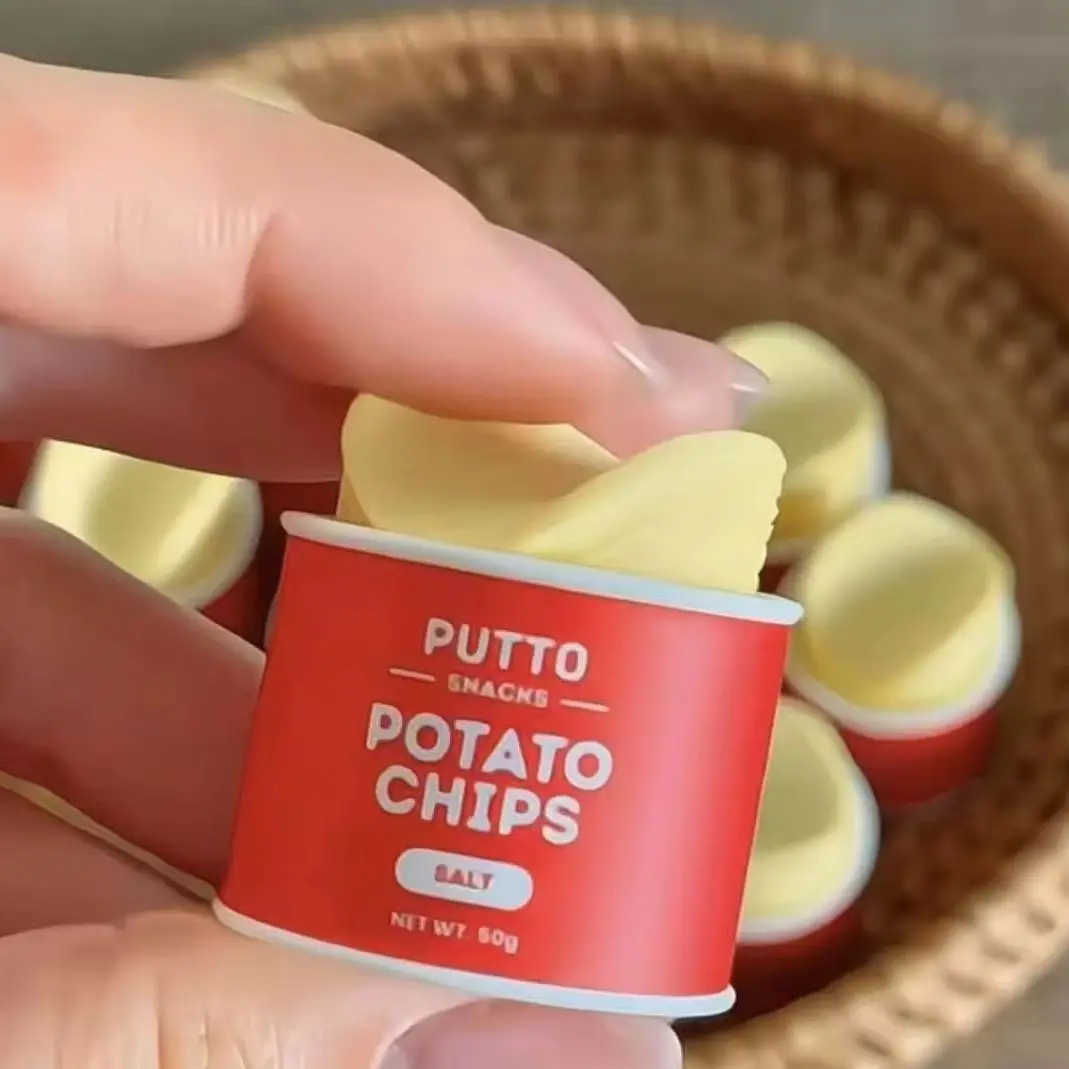 3D Printed Clickable Potato Chip Decompression Button Keychain Multifunctional Hanging Accessory for Backpacks And Cars Unique G