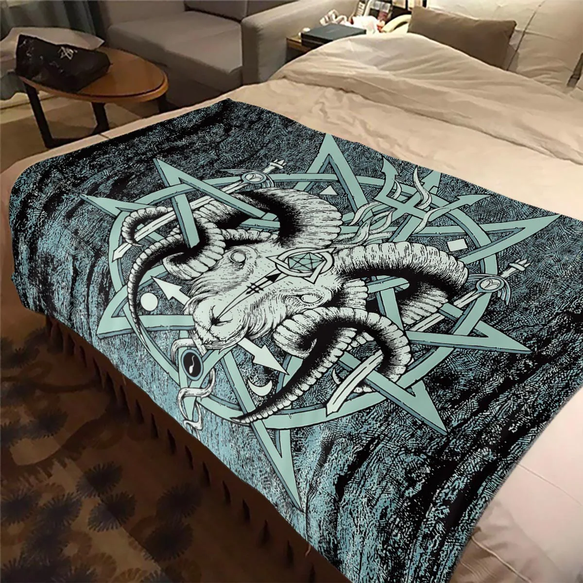 Satan Goat Skeleton Horror Blanket Flannel Blanket Comfortable Warm Blanket Suitable Sofa Bed Cover Office All Seasons Blanket