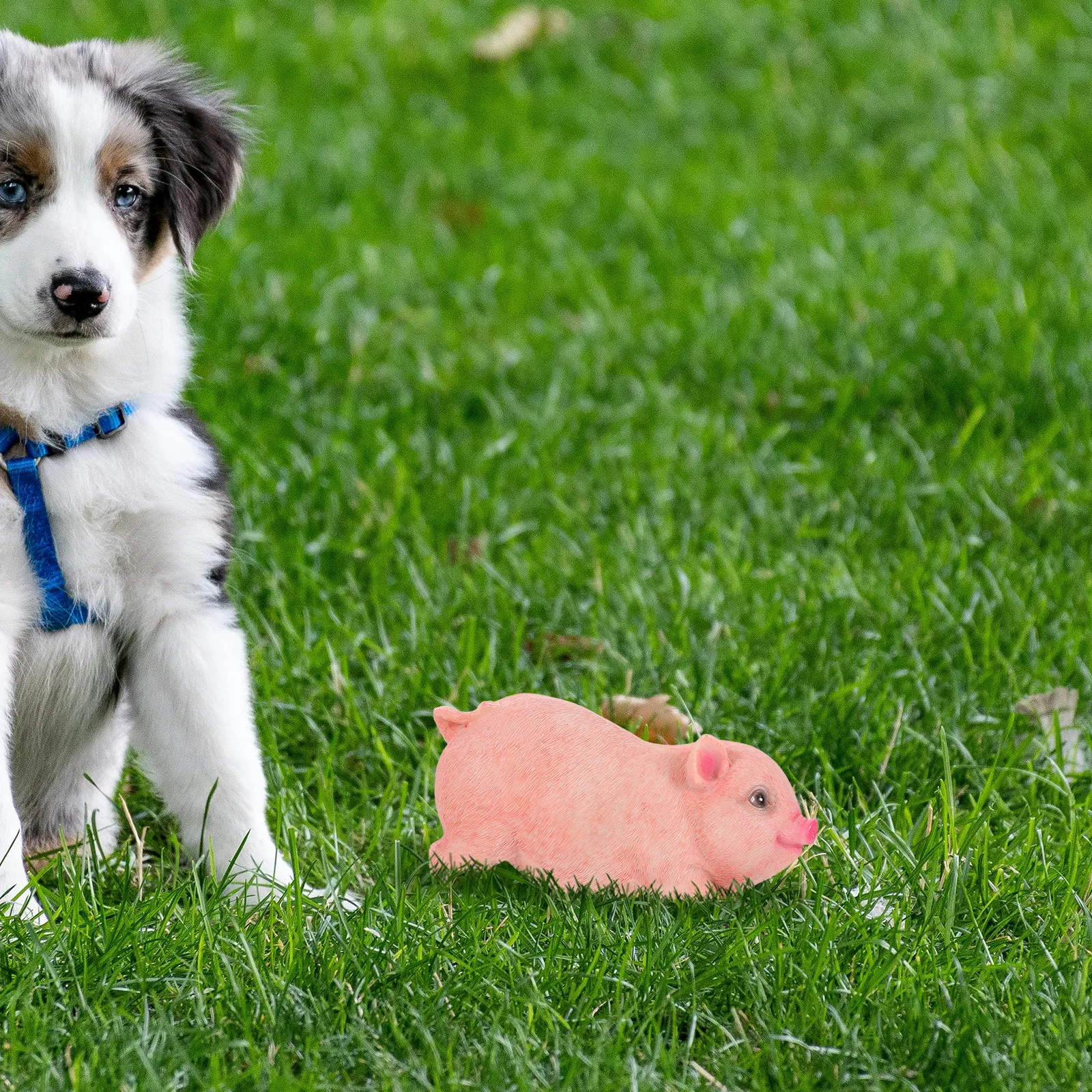 

Realistic Small Pig Resin Garden Statue Weatherproof Outdoor Lawn Ornament Sculpture Decorative Yard Patio Animal Statue