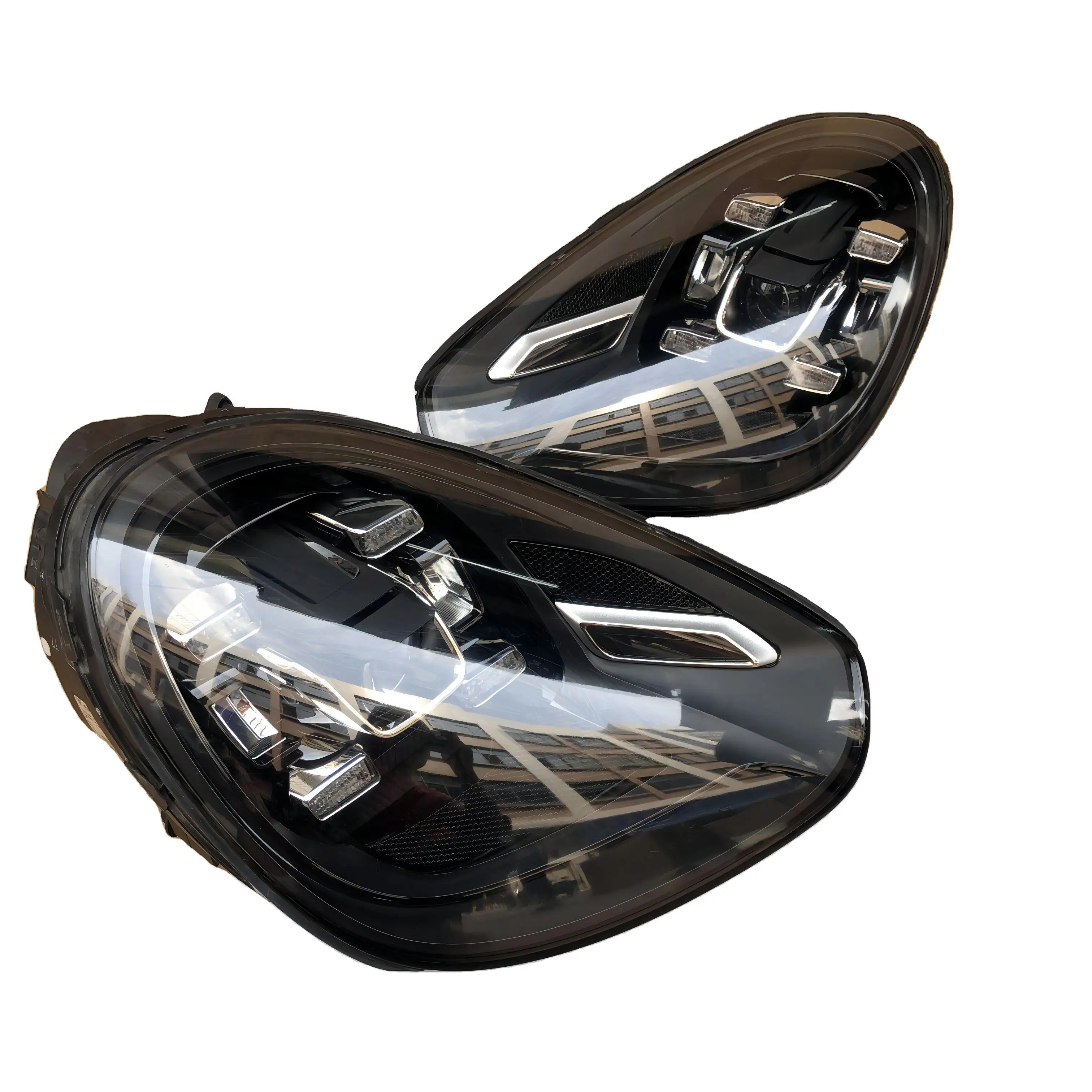 

Hot Selling Car Headlights Suitable for Porsche 2016-2017 Cayenne LED Headlight 958 Headlights Assembly