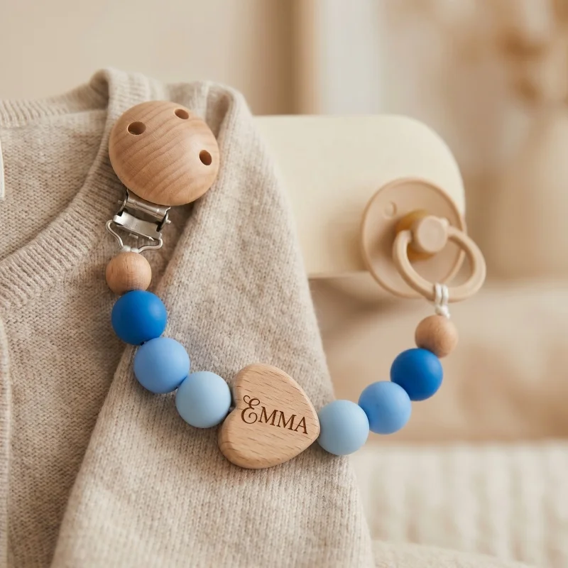 2026 Clip para chupete de bebé personalizado con cuentas de silicona y cadena mordedor de corazón de madera, soporte para chupete con nombre personalizado, regalo para baby shower