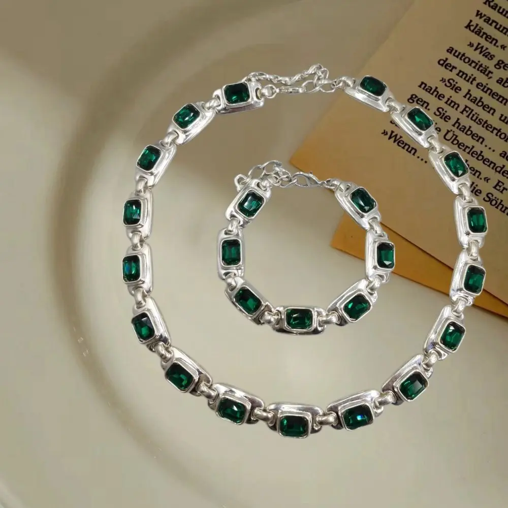 

2026 Spring Bright Premium Green Crystal Bracelet Necklace Jewelry Two Piece Set Commemorative Day Gift