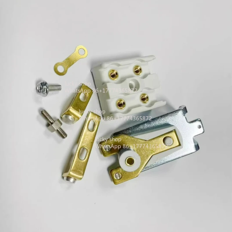 

JD332121Dynamic and Static Touchpoint for Retarder Control Box