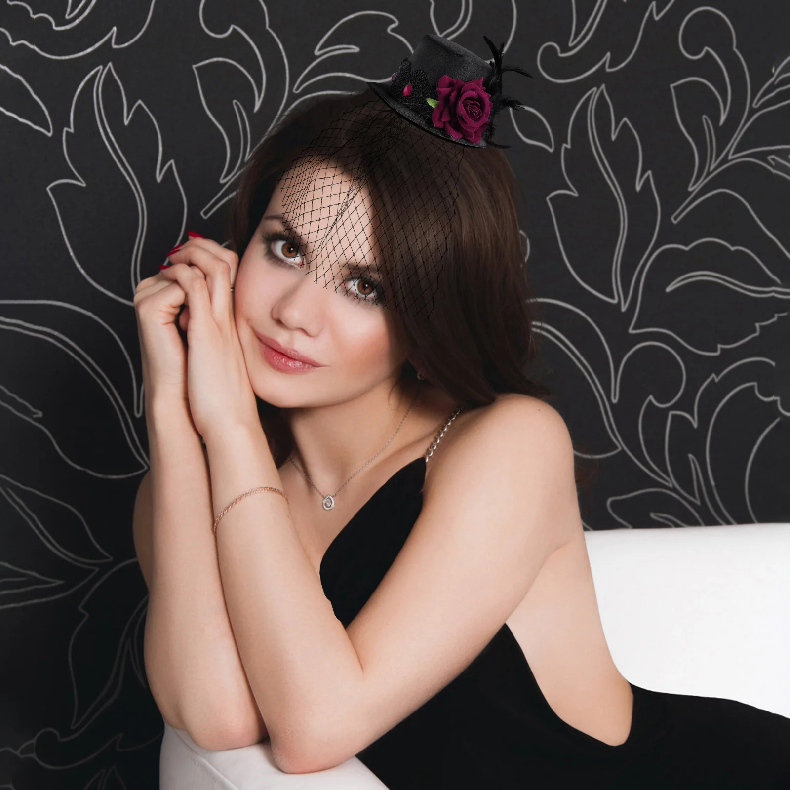 

Винтажный стиль, красная роза, сетчатая мини-шляпа, заколка для волос, элегантная атласная заколка для украшения фестивальной вечеринки, девушки, дамы