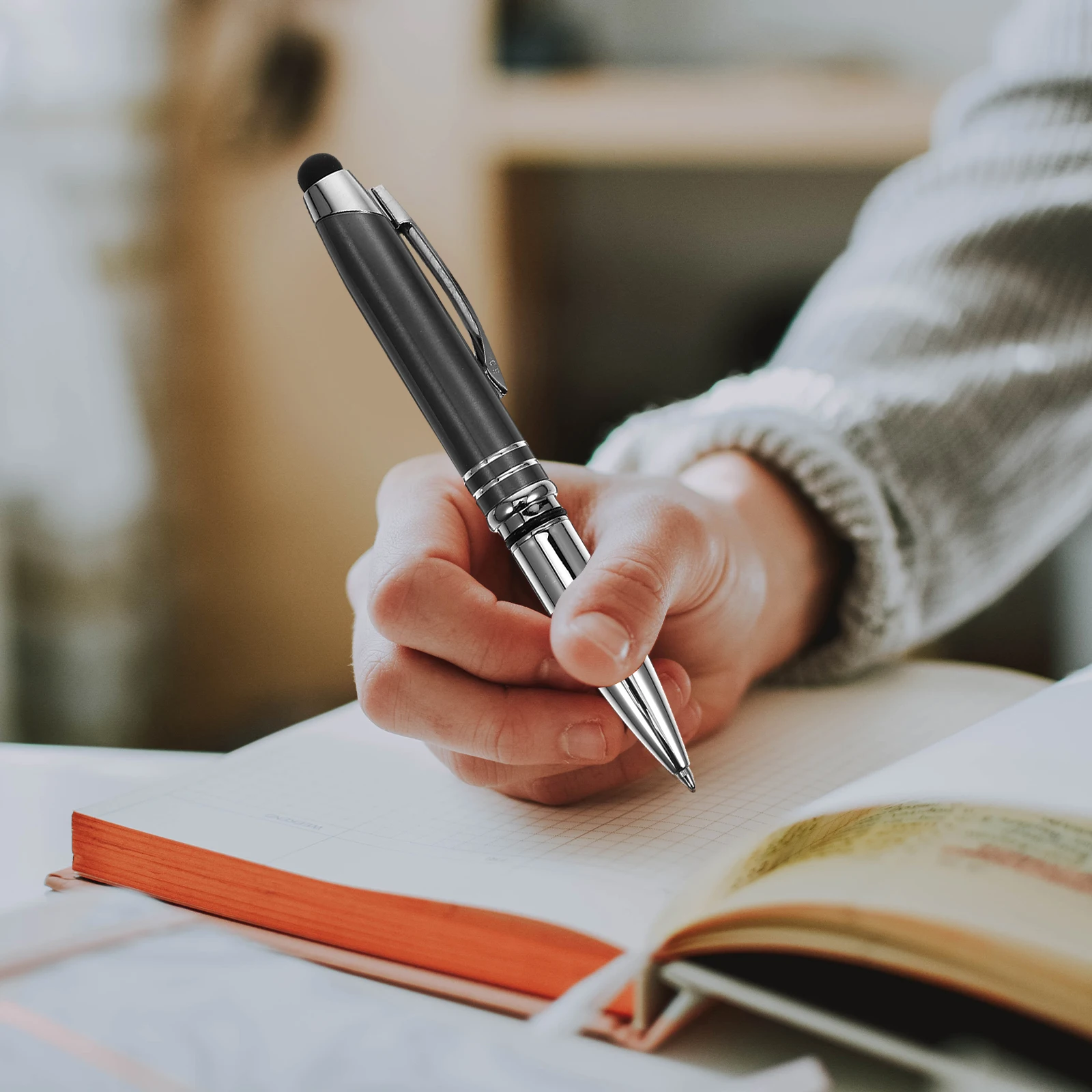 

LED Light Ballpoint Pen Multi-purpose Lighted Number with Tip Indoor Ballpen Metal