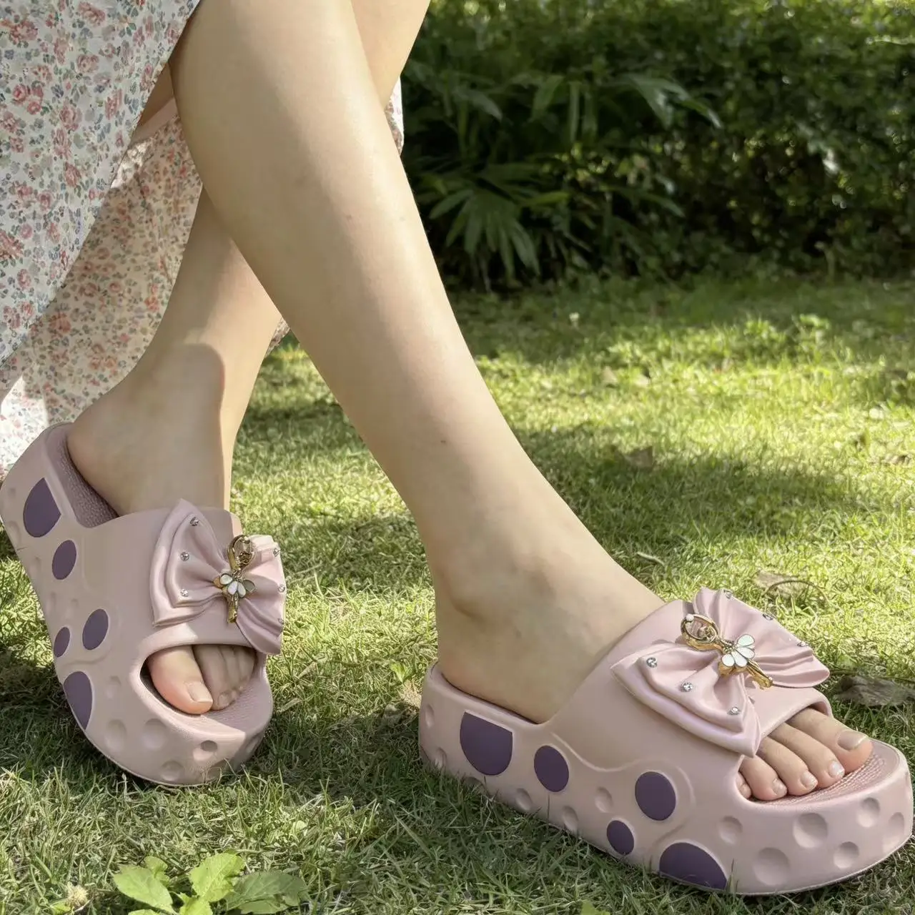 

Indoor and Outdoor Women's Slippers Simple Bowknot Garden Beach Platform Shoes EVA Anti Slip Soft House Slippers for Women