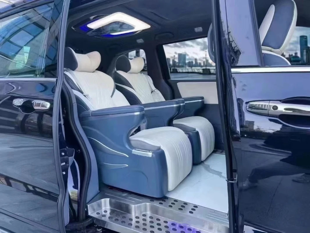 Picture 5: New Slide Rails for Easy Access to the Back Row ,auto Refitting Modified Electric Luxury Car Seats for  Odyssey Elysion