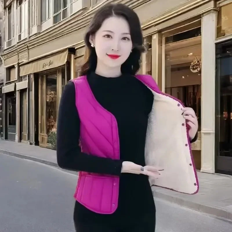 

2025 Zhiyun Lianjia Velvet Horse Clip Short Style Slim Fit Warm And Close Fitting Autumn New Product