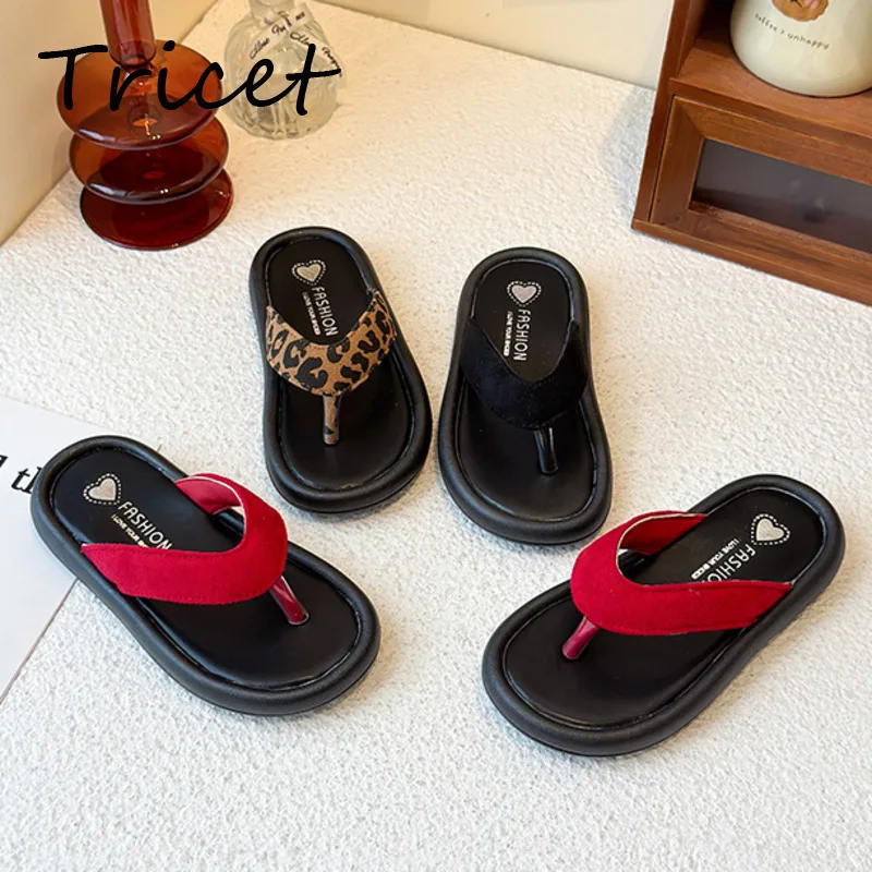 

Solid PU Leather Girls Flip Flops Leopard Printed Children Beach Slippers Summer Soft Bottom Outdoor Kids Flat Slippers