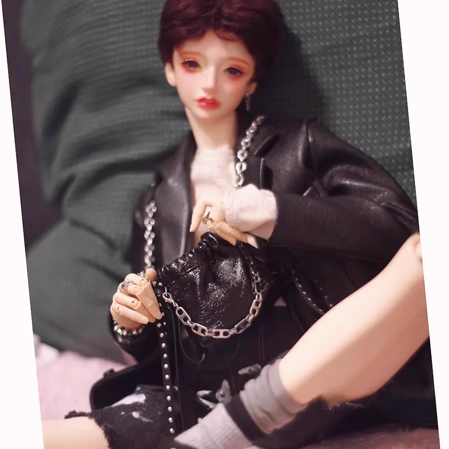 BJD doll clothing accessories shoulder bag 3 points 68 Pu Shu metal chain leather bag BJD in stock daily photography