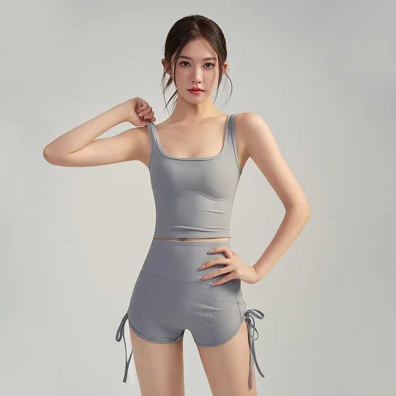 Summer Women's Yoga Set Sleeveless Slim Fit Cropped Tanks Tops Built-in Bra with High Waist Fitness Shorts 2 Pieces Sweat Suits
