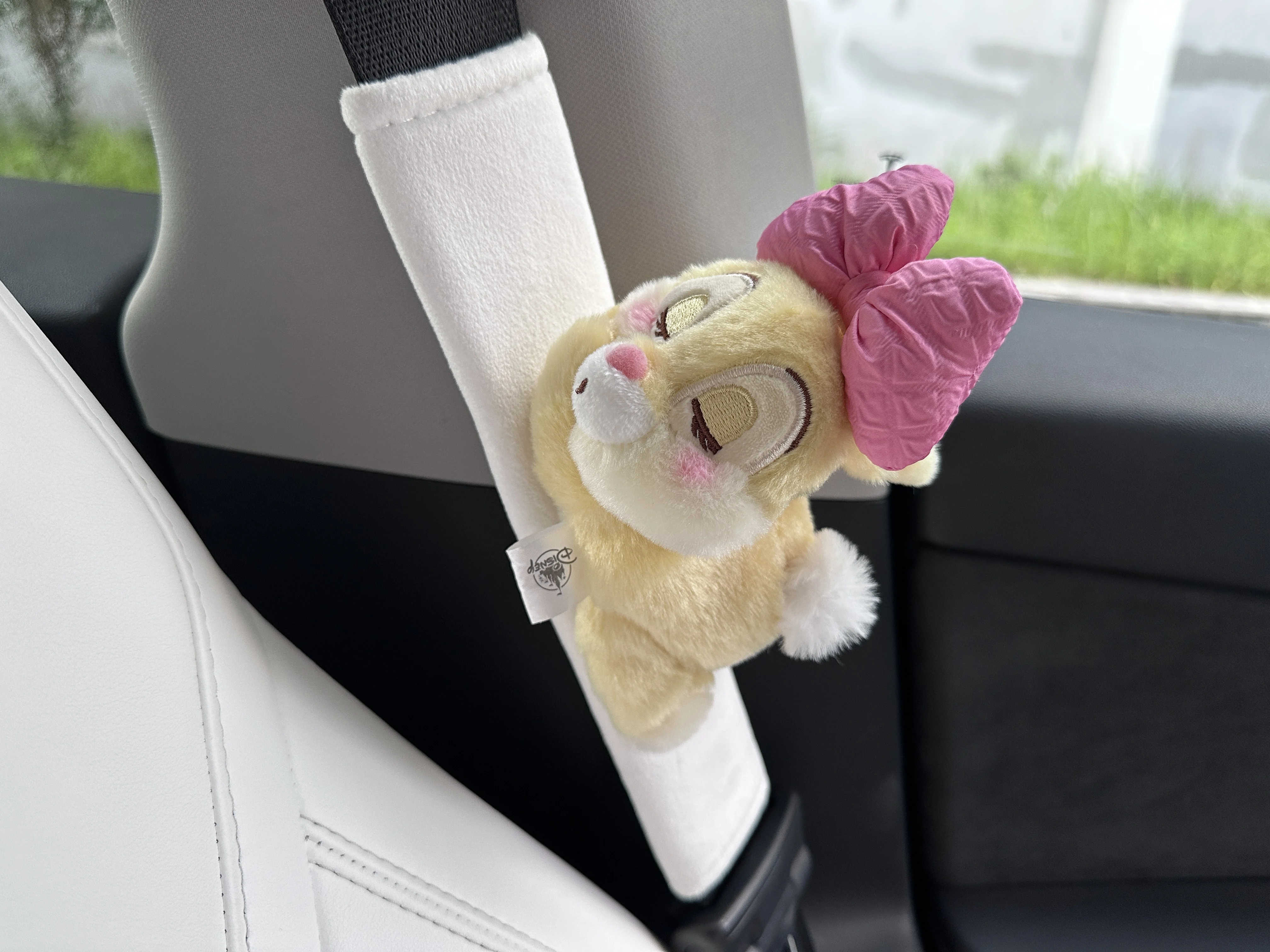 

Car Seat Belt Shoulder Cover Decompression Comfort Car Accessories Safety Belt Protective Cover