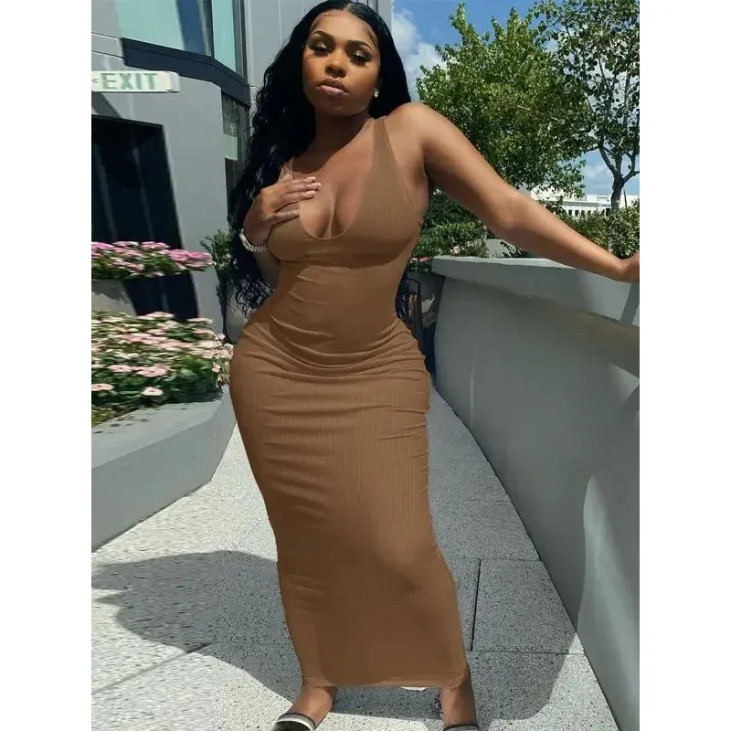 فستان نسائي مضلع محبوك مخطط بدون أكمام فستان ميدي برقبة على شكل V مثير ملابس خروج للحفلات والنوادي صيفي أنيق