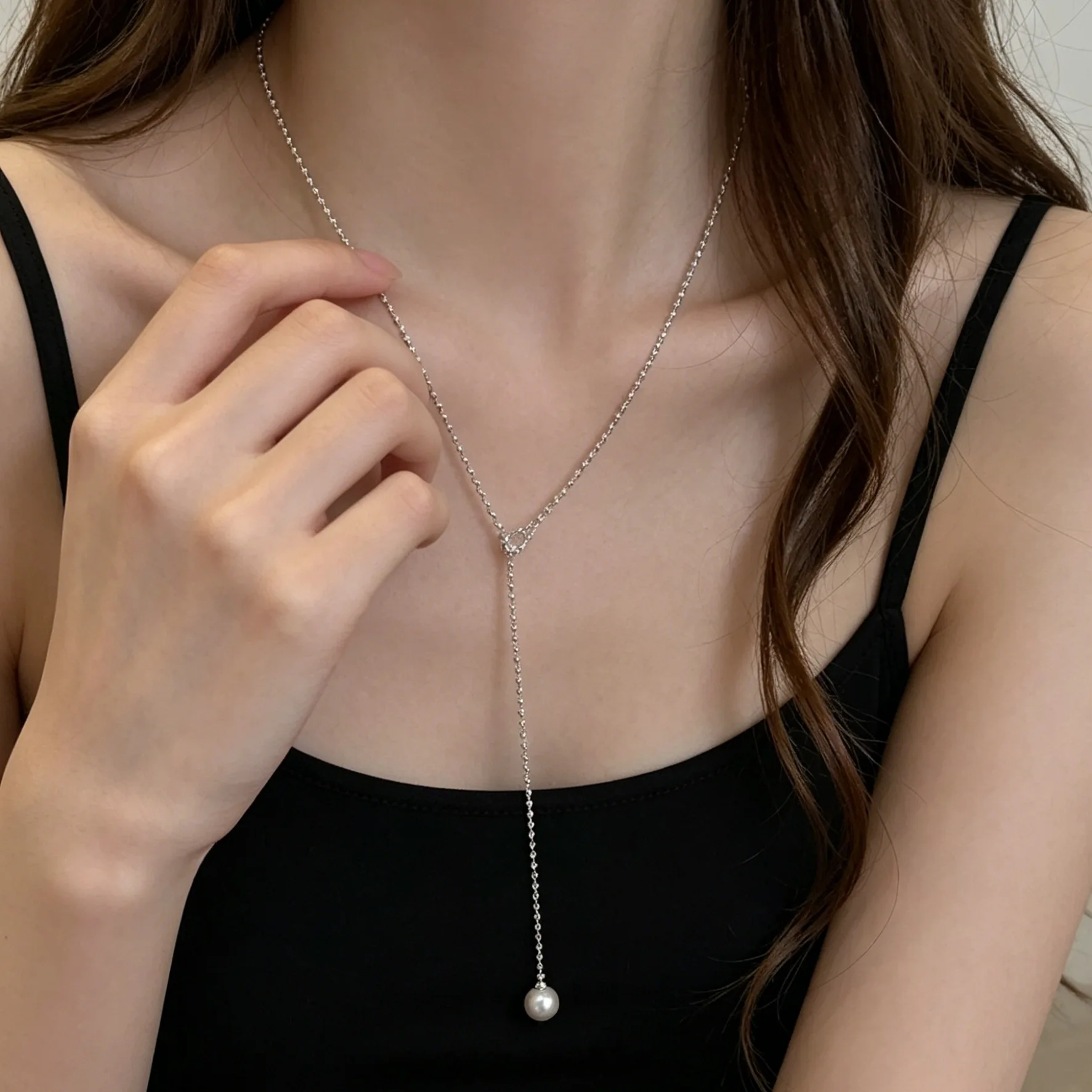 Adjustable Pearl Tassel Long Choker Necklace Sliding Design for Women Lightweight Premium Elegant Versatile