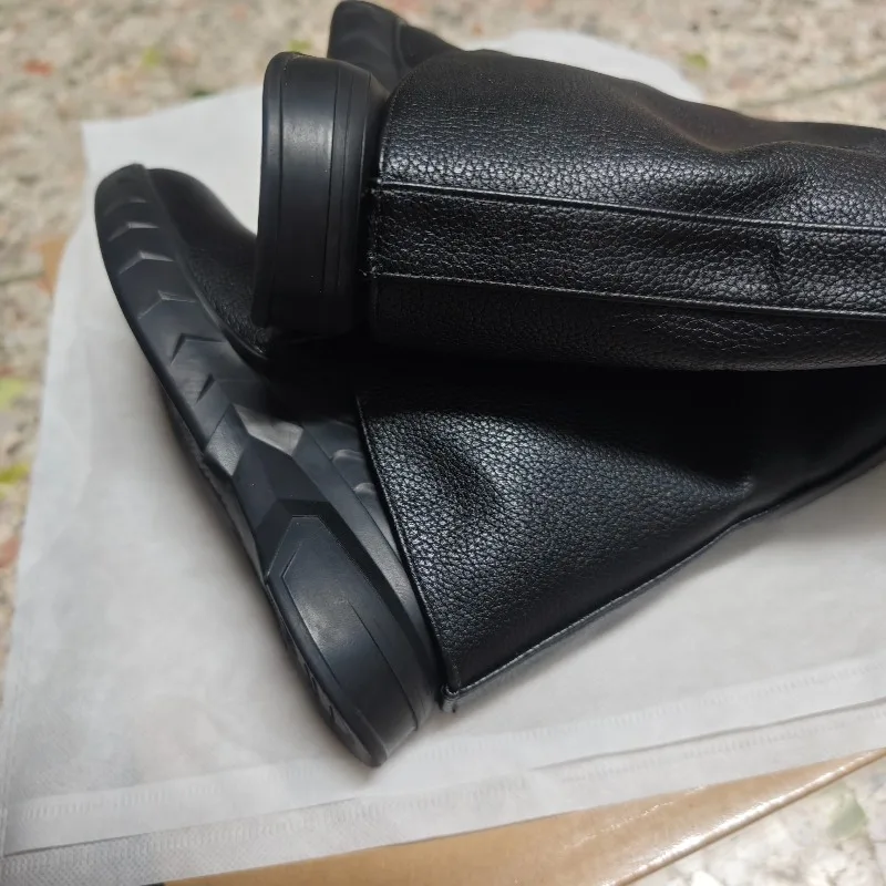 Маленькие ботинки на толстой подошве с круглым носком и замком, с металлическим декором и боковой молнией, модные сексуальные женские зимние ботинки