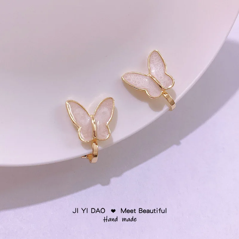 2022 Korean Style Elegant Temperament Butterfly Ear Clip Earrings Without Hole Wedding Butterfly Earrings Fake Piercing Fashion