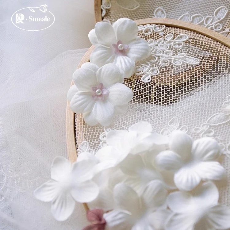 100PCS/Pack.3.8CM 3D Satin Flower Material Bridal Headpiece Styling Flower Piece Handmade DIY Wedding Dress Petal Accessories