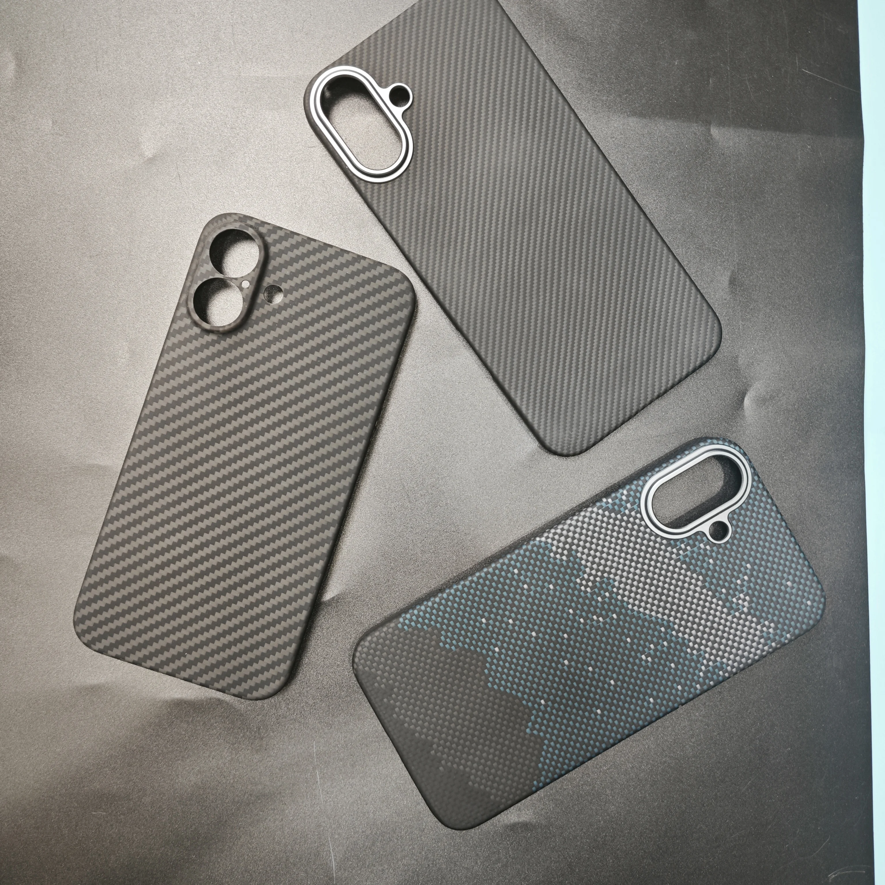 

Kevlar aramid fiber carbon fiber phone case - ultra thin and strong For iPhone 16 Plus protective case shockproof