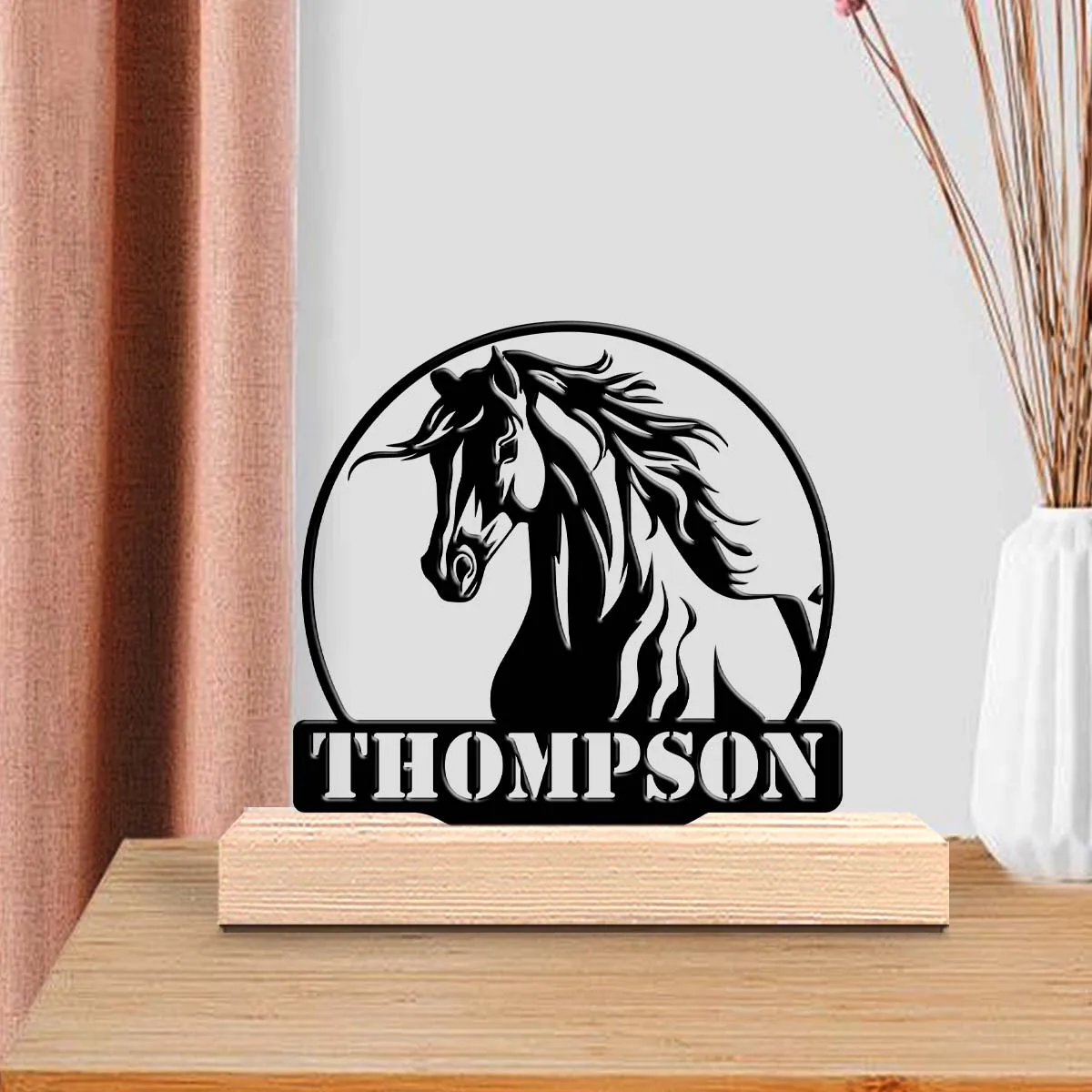 1pc Metal Desktop Decoration Customizable Name Equipped with Wooden Base New Home Gift for Friends,Decorative Ornaments