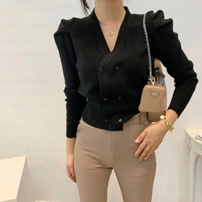 2023 New Women\'s Clothing Solid Color Fashion Loose Pleated Buttons Temperament Elegant Long Sleeve Autumn Thin V-neck Sweaters