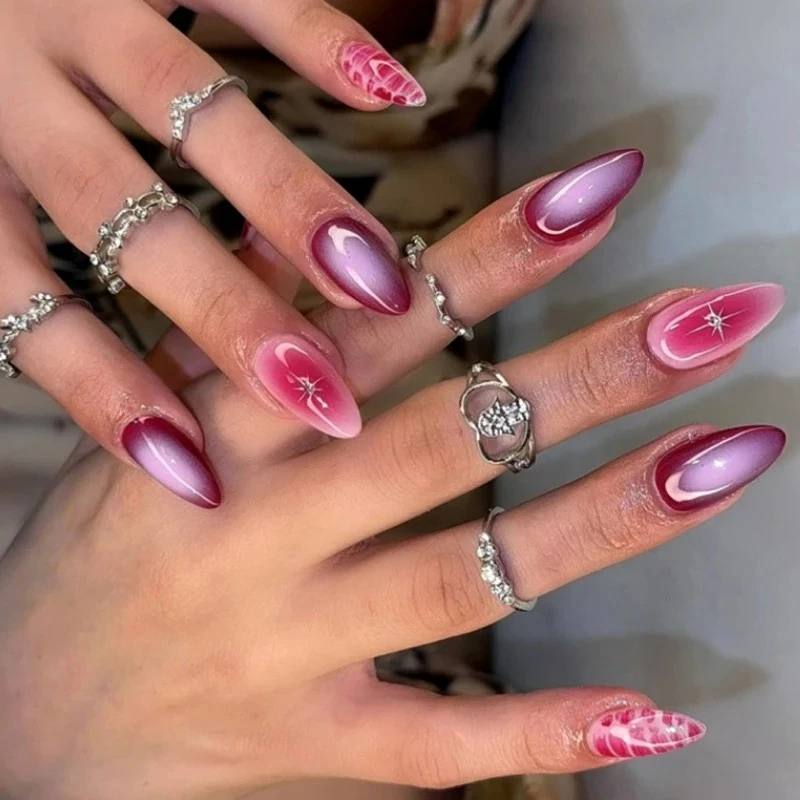 

Snake Pattern Halo Dyeing Star Leopard Long Pointed Fake Nails Art Flower Almond False Nails Press on Nails Charms Manicure Tool