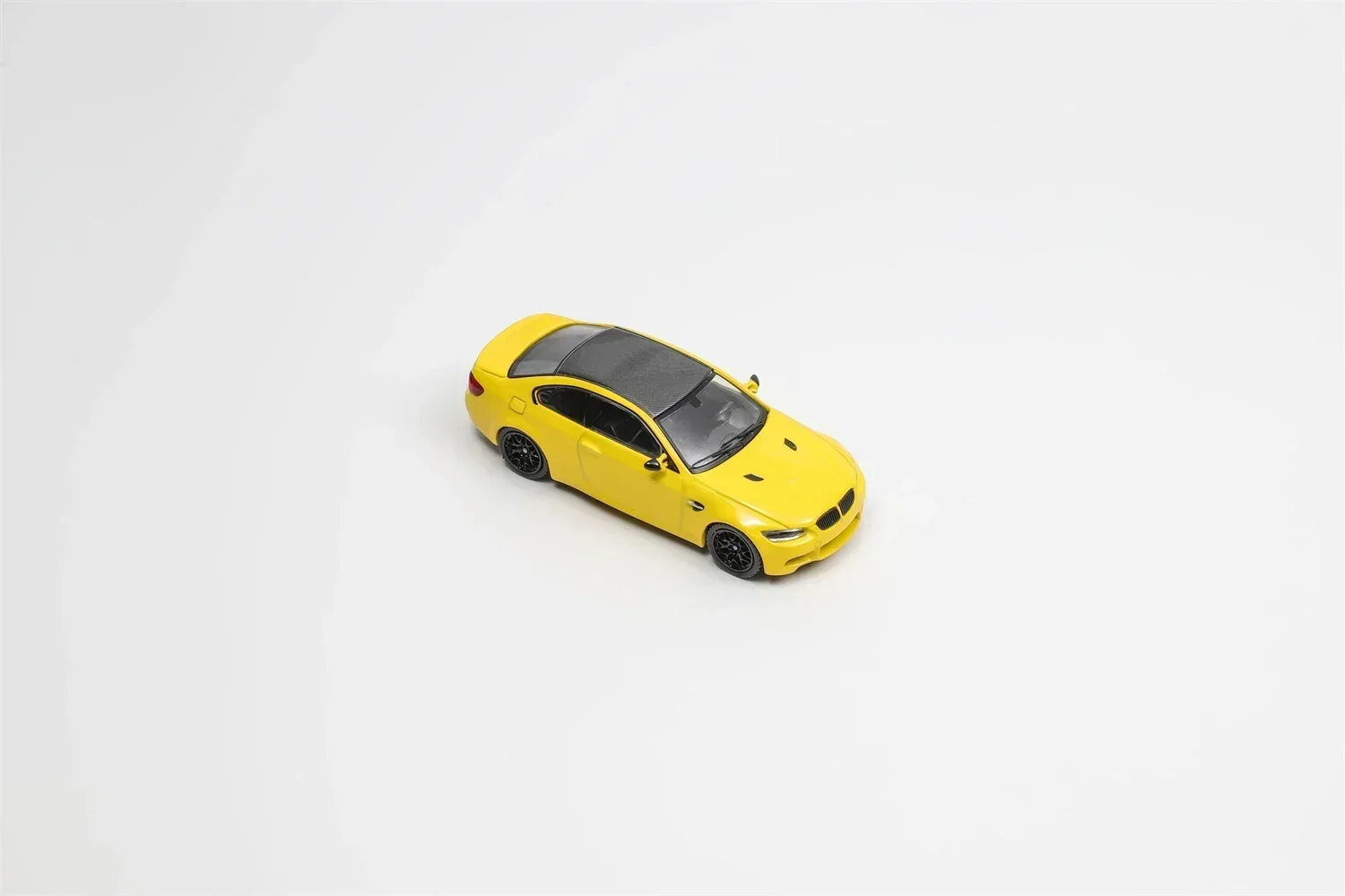 **Pre-order **Fine Model 1:64 M3 E92 Yellow Blue Green Diecast Model Car