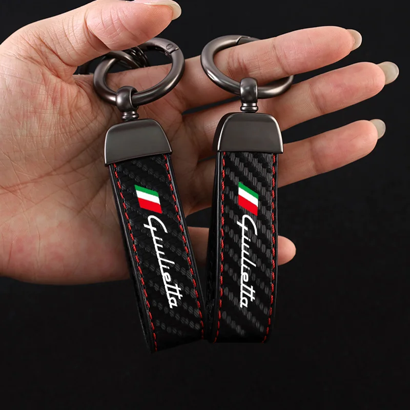 Car Key ring Carbon Fiber Leather Keychain Horseshoe Buckle Jewelry for Alfa Romeo Giulietta Styling Keychain Car Accessories