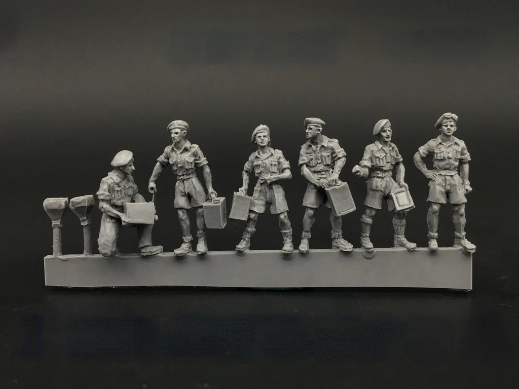 1/72 Scale Die-Cast Resin Figure Model Assembly Kit British Soldiers Reissue Condition Free Shipping