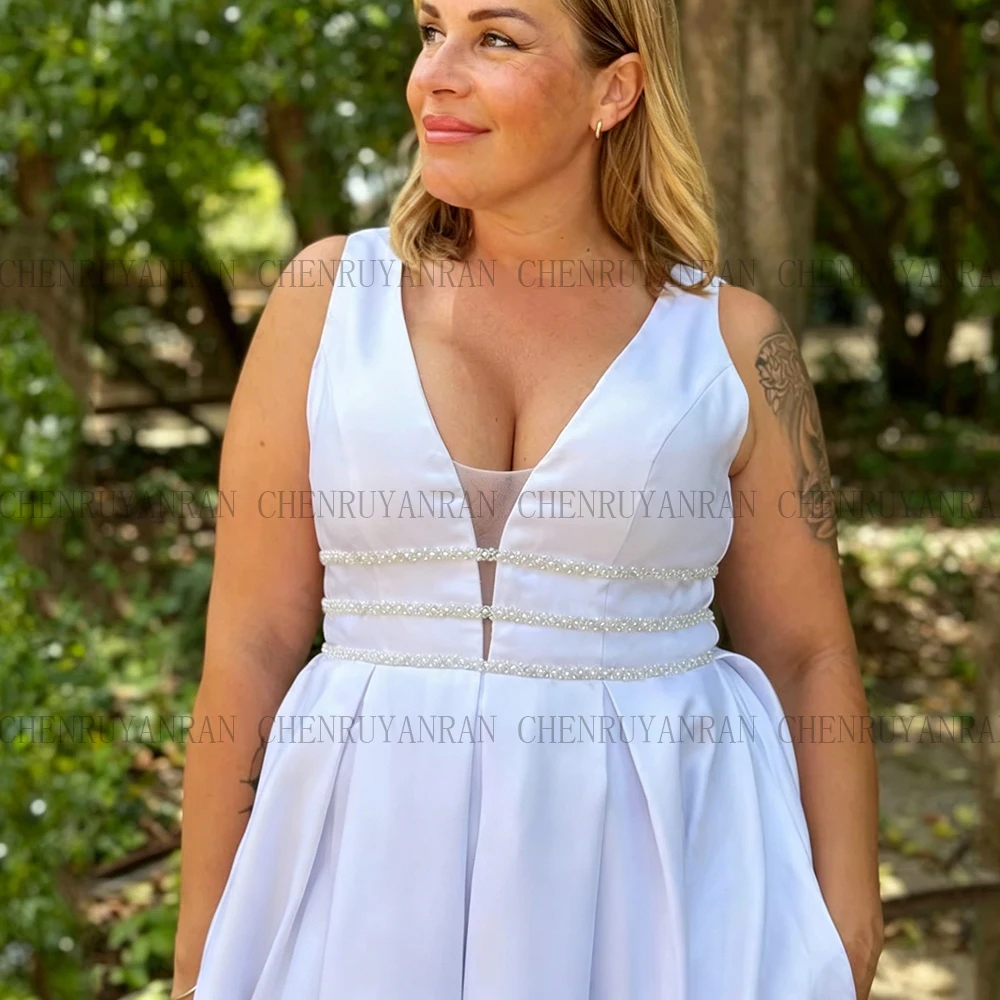 Simple Plus Size Satin Wedding Dresses For Bride V-neck A-line Bridal Gowns Sleeveless Beading Lace Up Brides dress Customized
