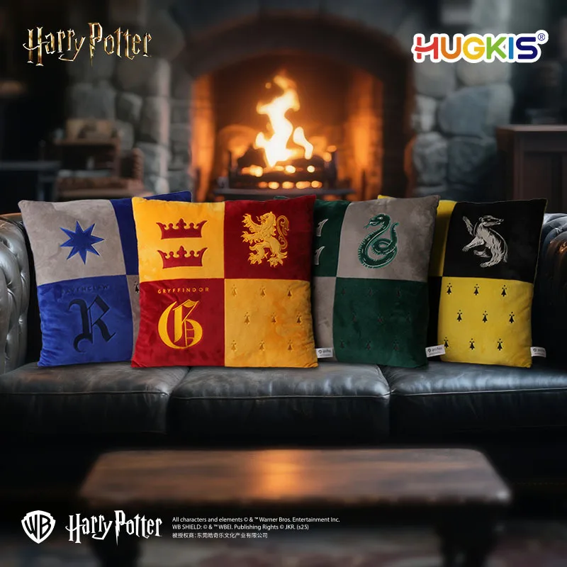 

Официальная квадратная подушка HUGKIS Harry Potter Hogwarts House 15x15 дюймов, подушка для автомобиля и дивана, коллекционные плюшевые игрушки из фильма для фанатов