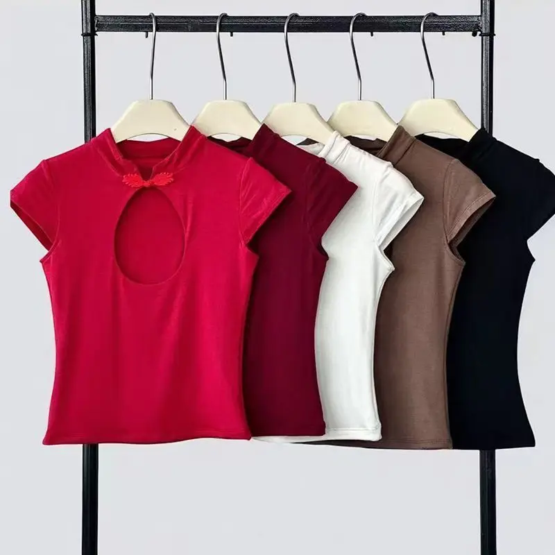 Y2K Maroon Kurzarm-T-Shirt für Damen mit Stehkragen und Cut-Out-Design, Slim Fit Crop Top – Detail 1