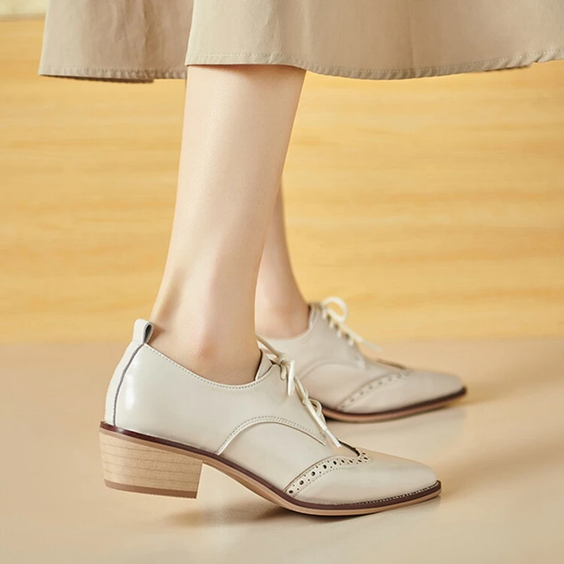 NEW Spring/Autumn Women Brogue Split Leather Shoes for Women Pointed Toe Chunky Heel Women Pumps Lace-up Shoes High Heel Shoes