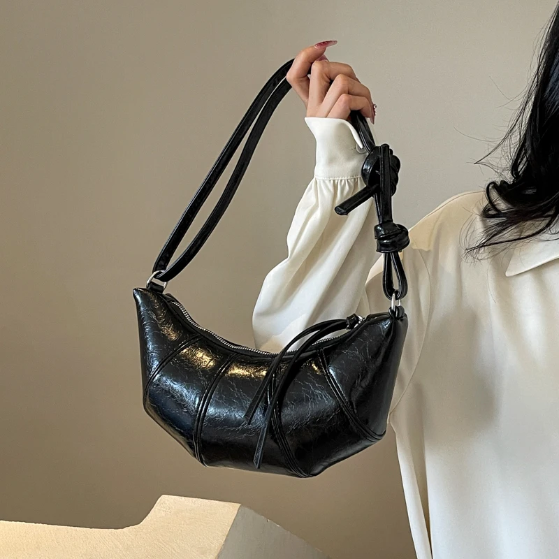 Bright Silver Horn Shaped Shoulder Bags Simple Versatile Super Cool Personality Crossbody Bags for Women 2024 Designer New Style