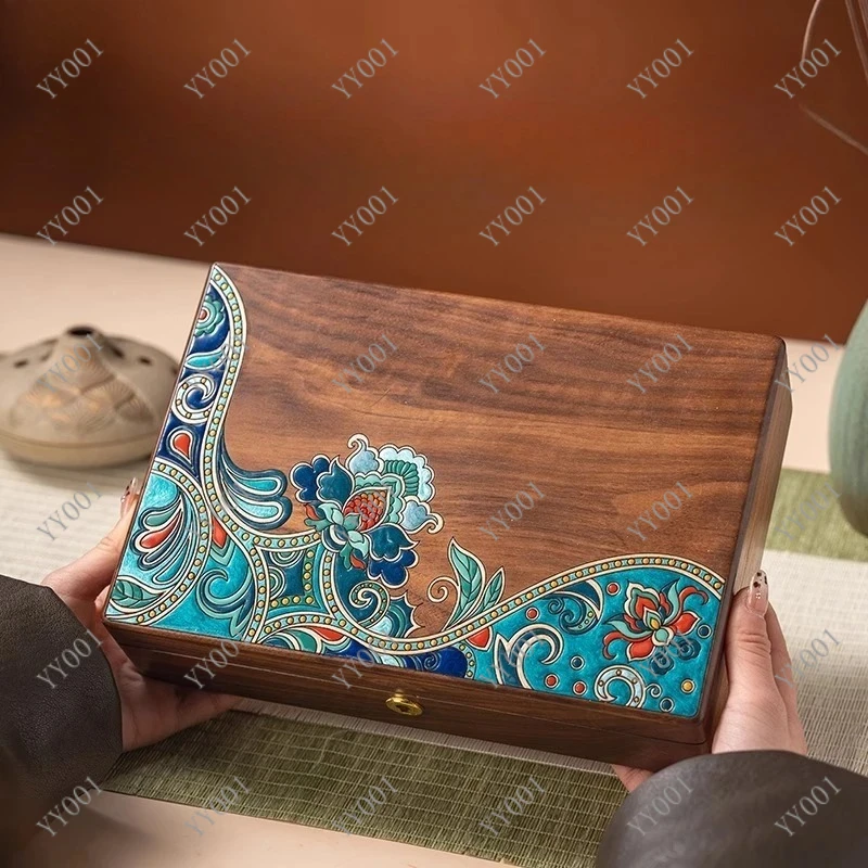 

Lockable Walnut Jewelry Box Solid Wood Desktop Storage Gift Box
