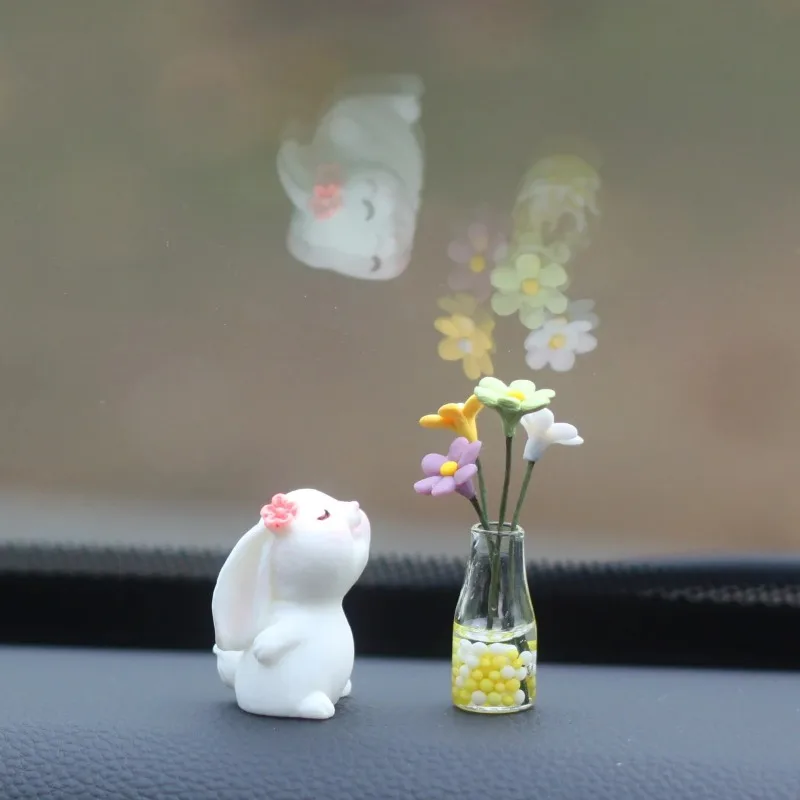 Super Cute Mini Daisy Car Center Console Decoration Window Ornaments Car Personality Jewelry Healing Doll