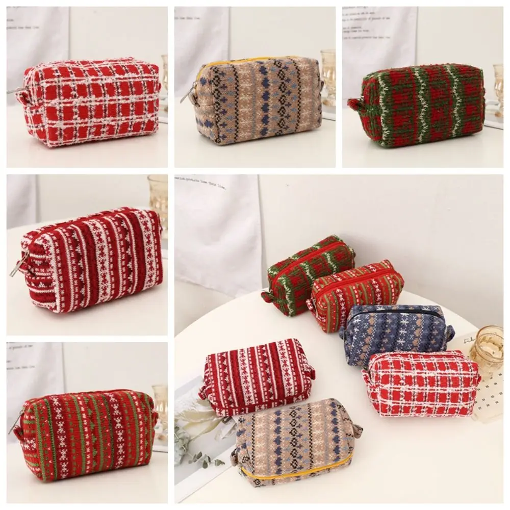 

Knitted Fabric Christmas Cosmetics Storage Bag Dirt-proof Girl Heart Christmas Pencil Case Multi Functional Kawaii